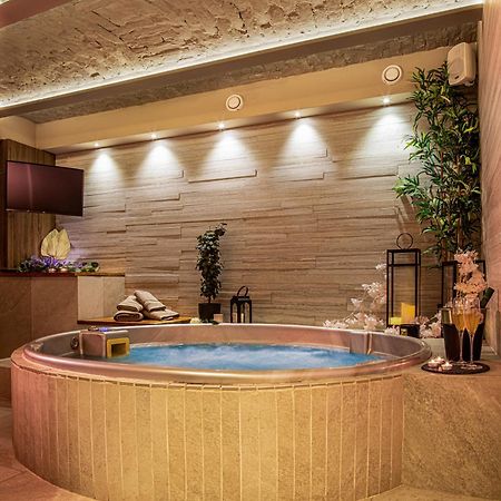 Venus Apartment With Jacuzzi And Sauna - City Center Белград Екстер'єр фото