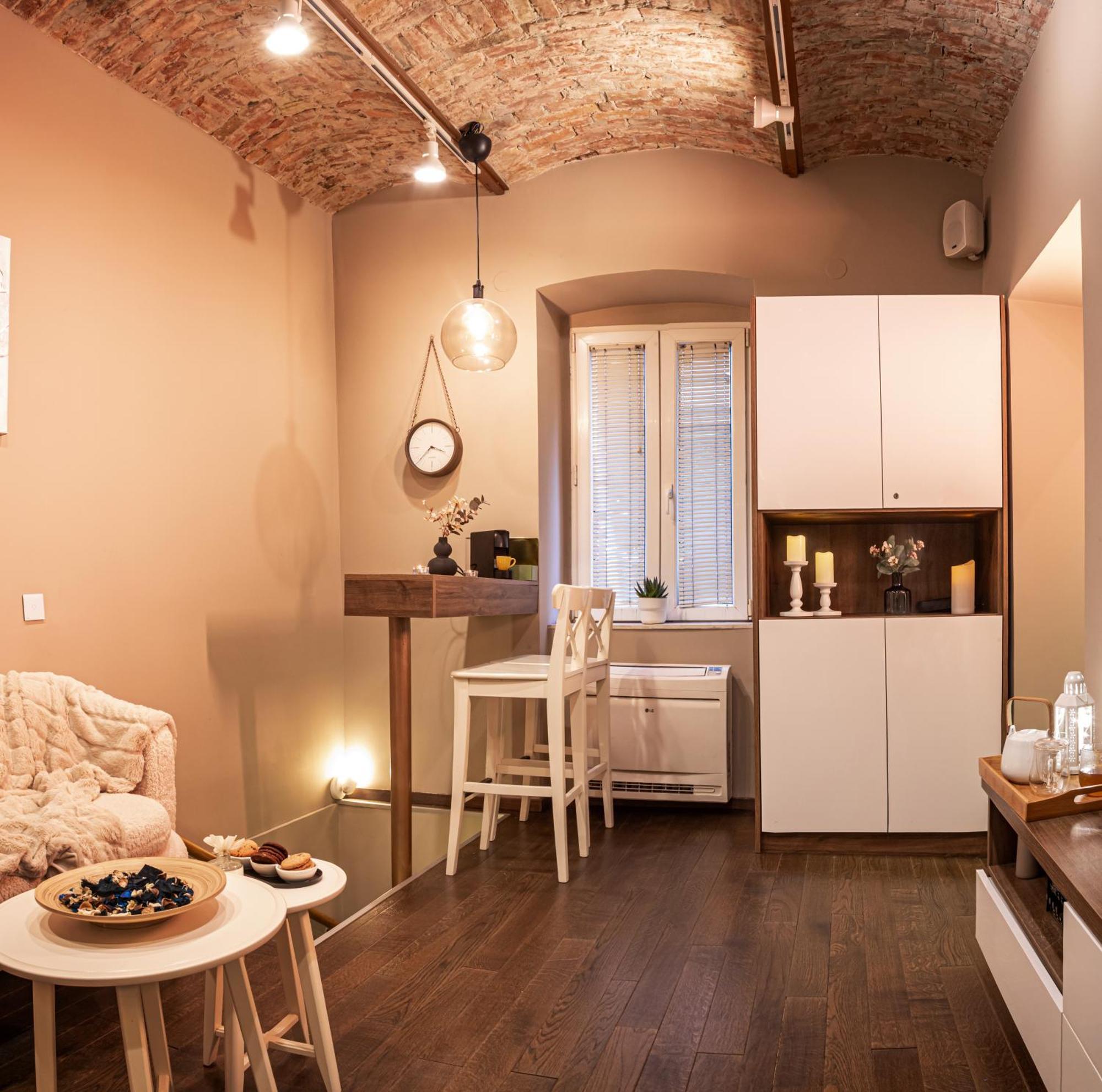 Venus Apartment With Jacuzzi And Sauna - City Center Белград Екстер'єр фото